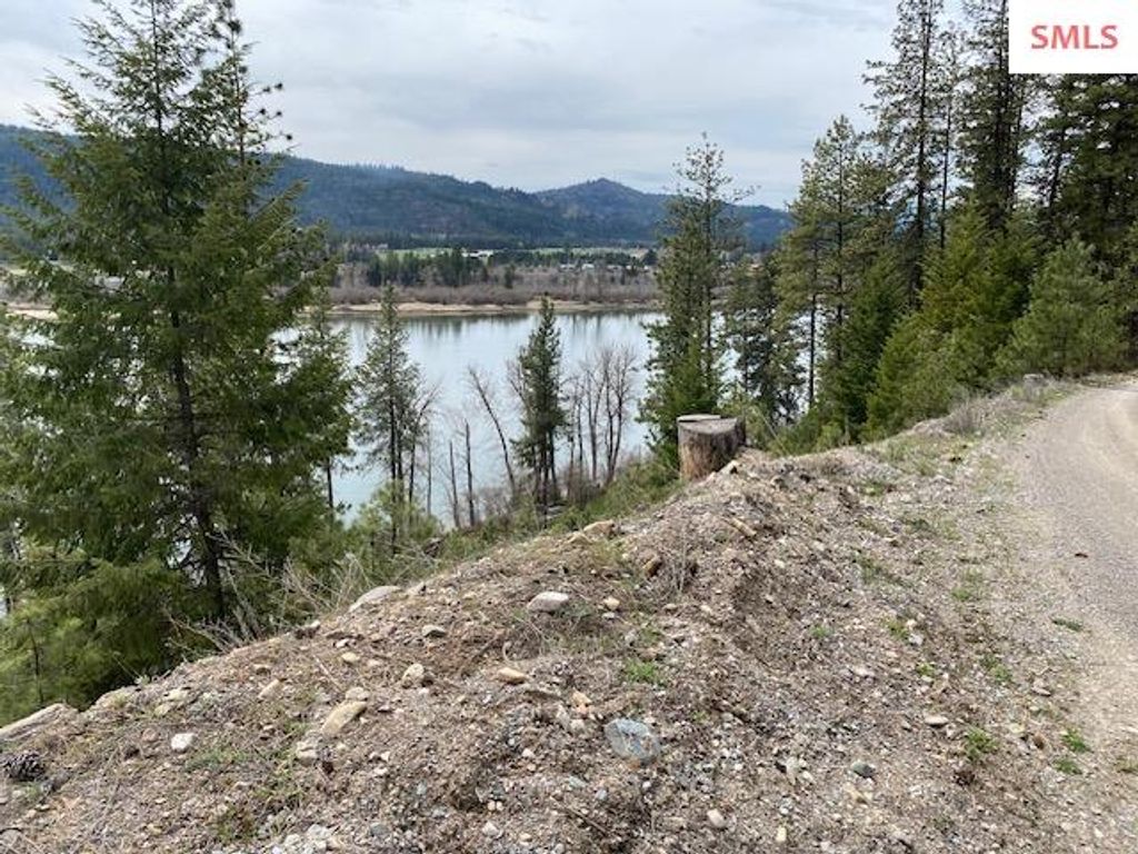 5052 S LeClerc Rd, Newport, WA 99156 photo 2