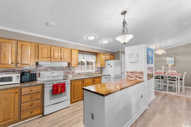 883 Grand Strand Trail, Murrells Inlet, SC 29576