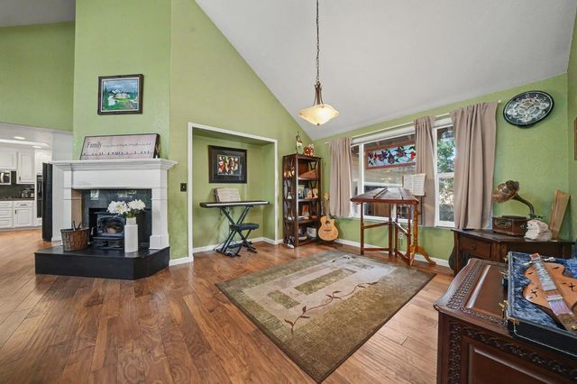 5535 Silver Saddle Ct, Hathaway Pines, CA 95233