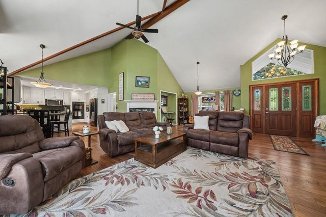 5535 Silver Saddle Ct, Hathaway Pines, CA 95233