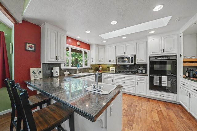 5535 Silver Saddle Ct, Hathaway Pines, CA 95233