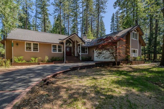 5535 Silver Saddle Ct, Hathaway Pines, CA 95233