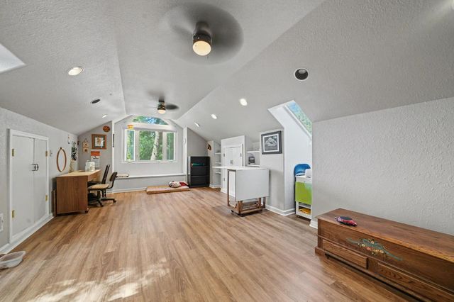 5535 Silver Saddle Ct, Hathaway Pines, CA 95233