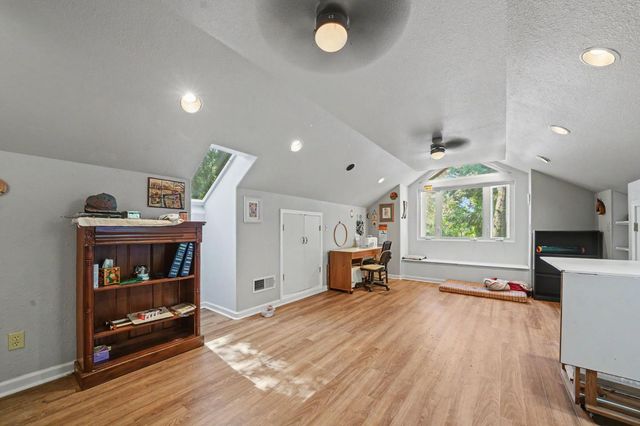5535 Silver Saddle Ct, Hathaway Pines, CA 95233