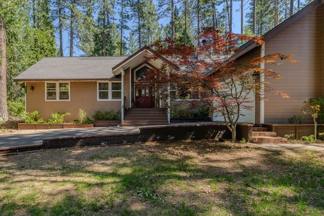 5535 Silver Saddle Ct, Hathaway Pines, CA 95233
