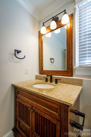 435 Walnut Avenue, Charlotte, NC 28208