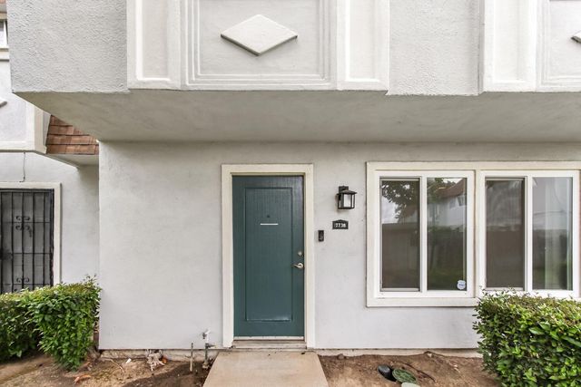 7738 La Mancha Way, Sacramento, CA 95823