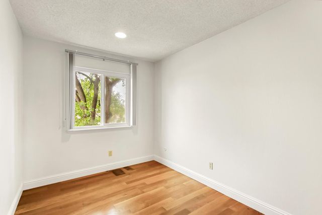 7738 La Mancha Way, Sacramento, CA 95823