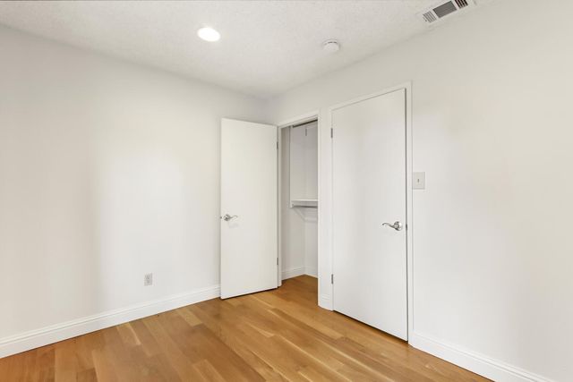 7738 La Mancha Way, Sacramento, CA 95823