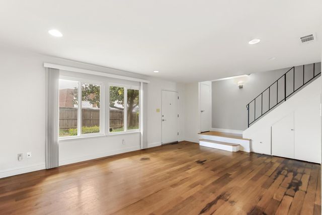 7738 La Mancha Way, Sacramento, CA 95823