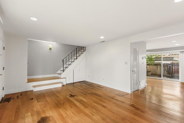 7738 La Mancha Way, Sacramento, CA 95823