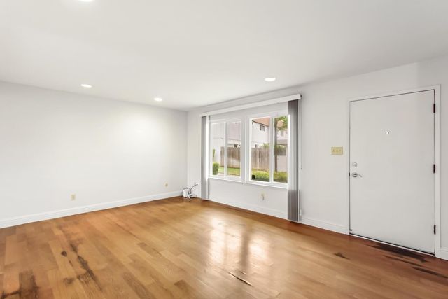 7738 La Mancha Way, Sacramento, CA 95823