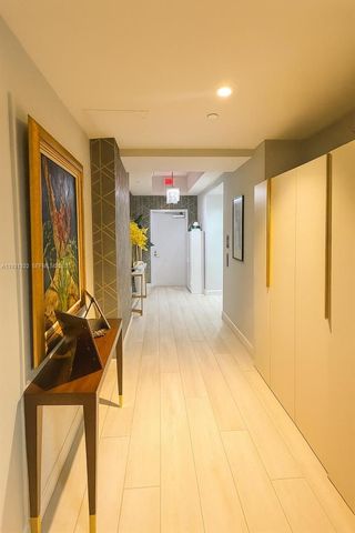 851 NE 1st Ave 2212, Miami, FL 33132