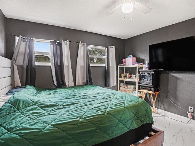 1162 CORETTA WAY, Orlando, FL 32805