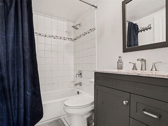 1162 CORETTA WAY, Orlando, FL 32805