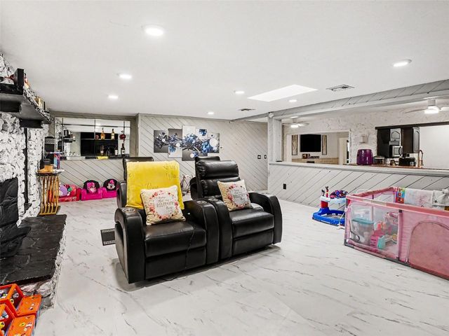 1162 CORETTA WAY, Orlando, FL 32805