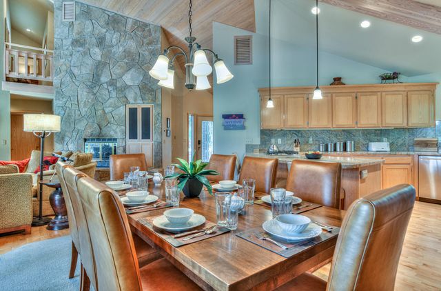 57377 Pole House Lane 1, Sunriver, OR 97707