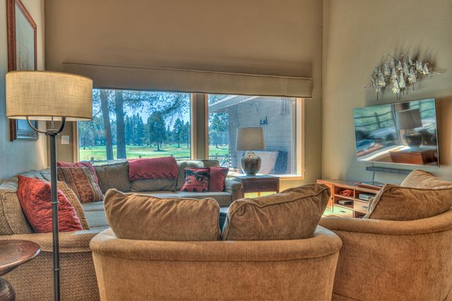 57377 Pole House Lane 1, Sunriver, OR 97707