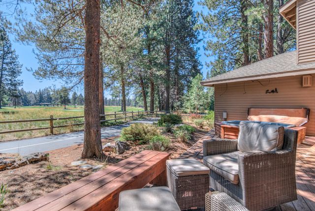57377 Pole House Lane 1, Sunriver, OR 97707