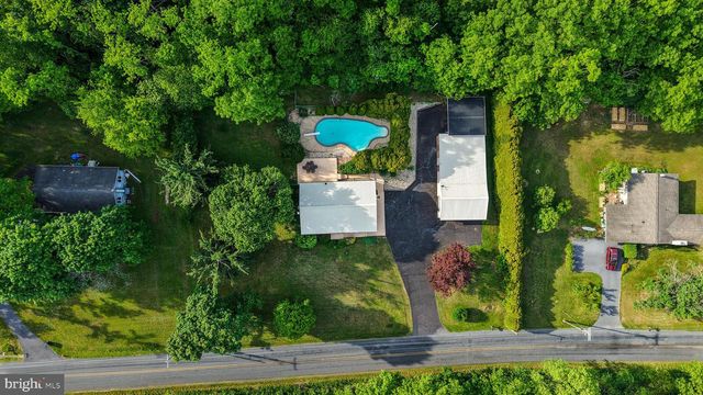 669 SUMMER MOUNTAIN RD, Bernville, PA 19506
