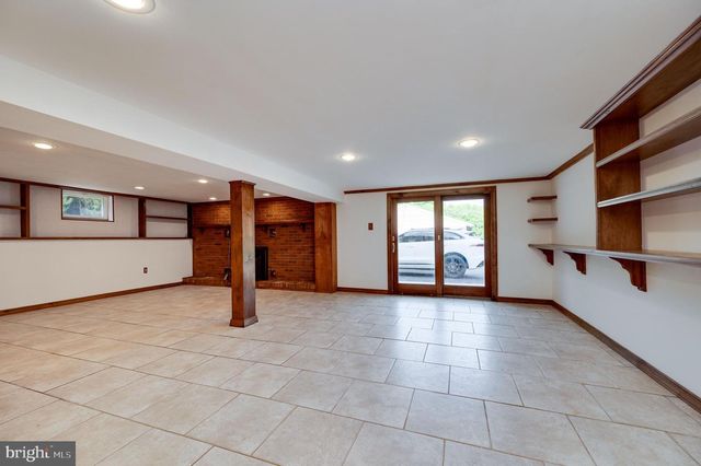 669 SUMMER MOUNTAIN RD, Bernville, PA 19506