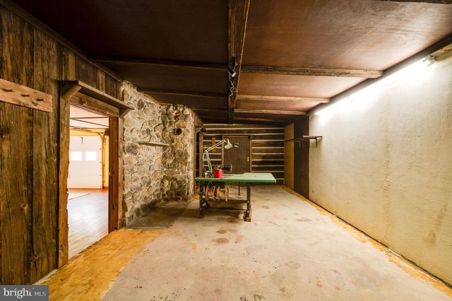 669 SUMMER MOUNTAIN RD, Bernville, PA 19506