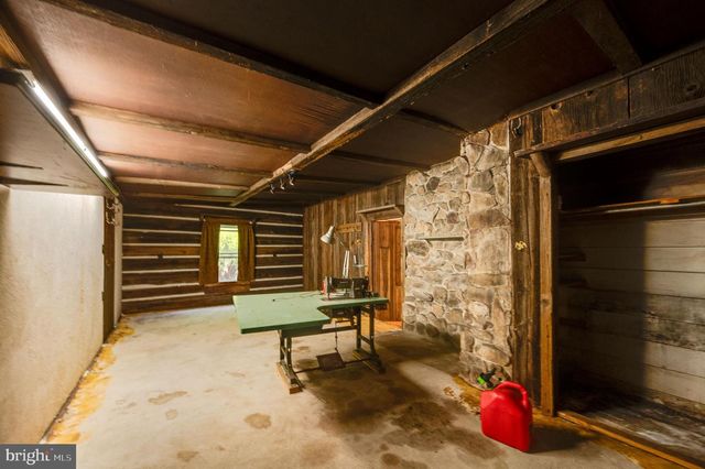 669 SUMMER MOUNTAIN RD, Bernville, PA 19506