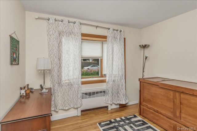 5 Wexford Street, Huntington, NY 11743