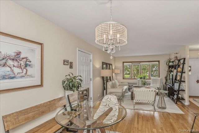 5 Wexford Street, Huntington, NY 11743