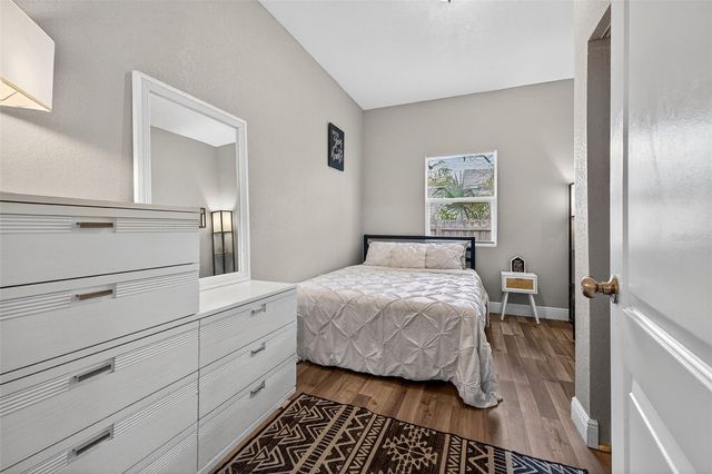 2604 E 18TH AVENUE, Tampa, FL 33605