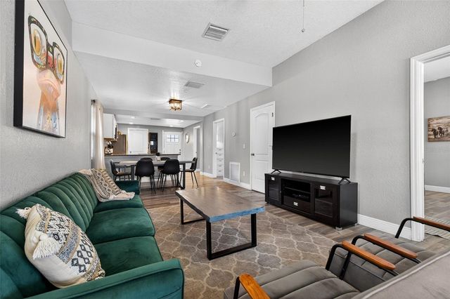 2604 E 18TH AVENUE, Tampa, FL 33605