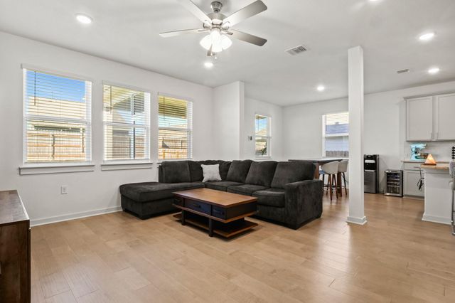 7610 Grenadine Bloom BND, Del Valle, TX 78617