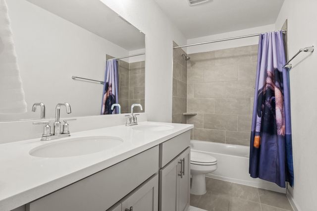 7610 Grenadine Bloom BND, Del Valle, TX 78617