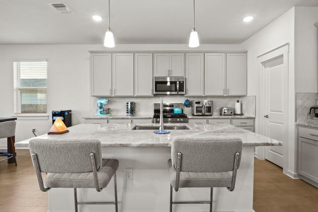 7610 Grenadine Bloom BND, Del Valle, TX 78617