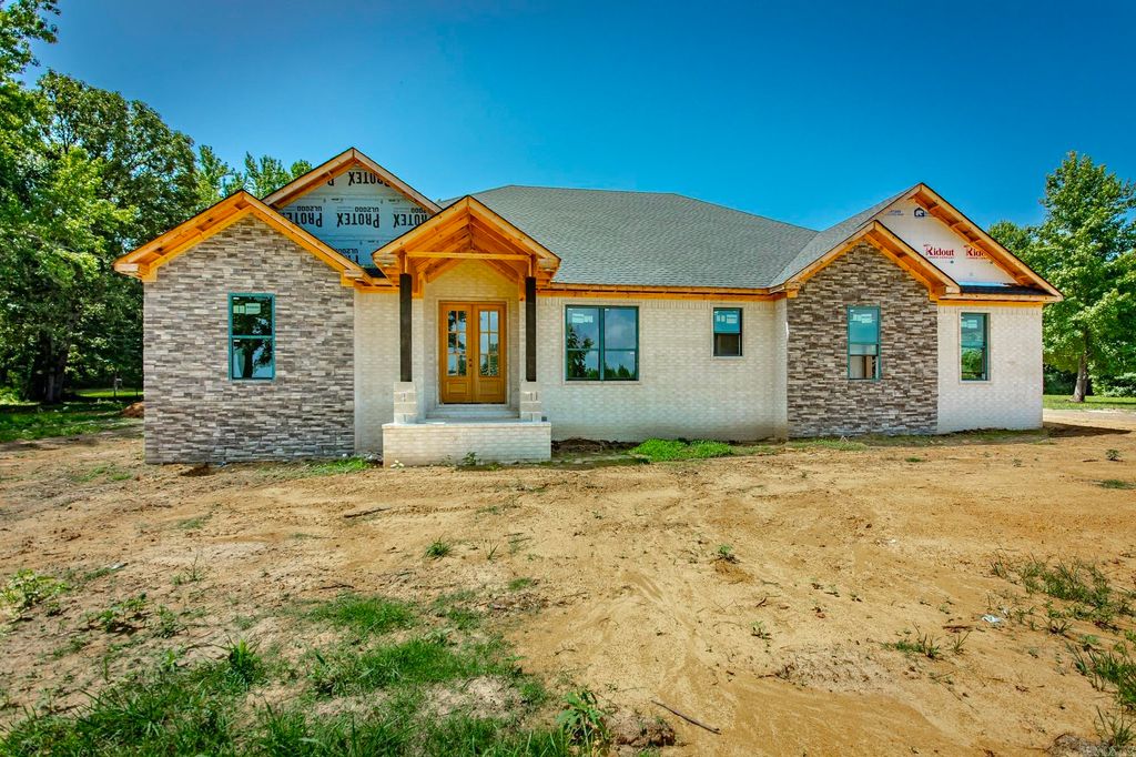 11 Tracer Trail, Ward, AR 72176