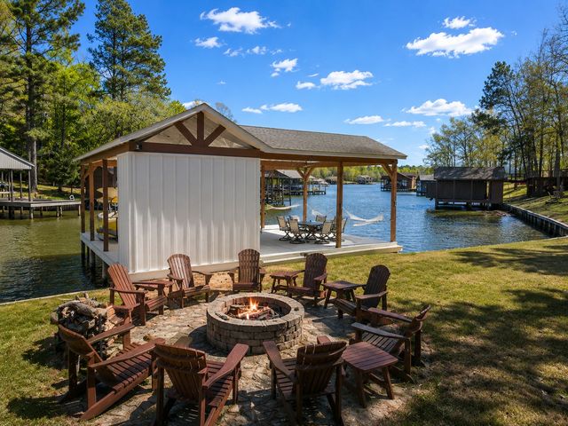 203 King Laurence, Scroggins, TX 75480