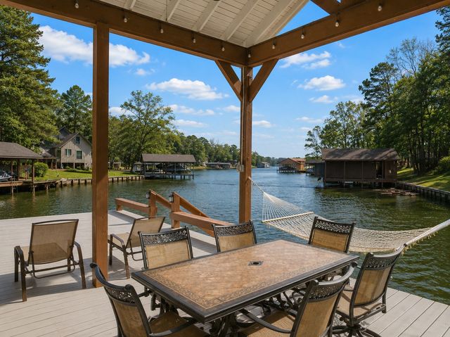 203 King Laurence, Scroggins, TX 75480