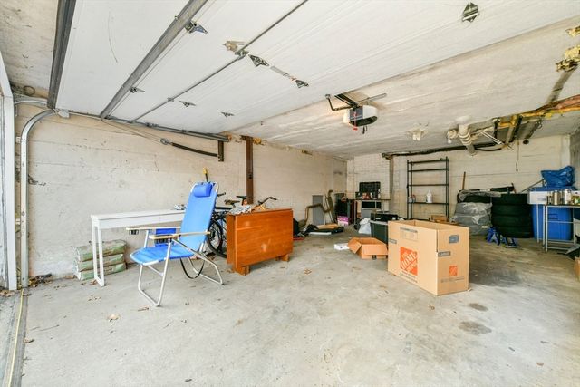 38 Nathan Rd 4, Waltham, MA 02453