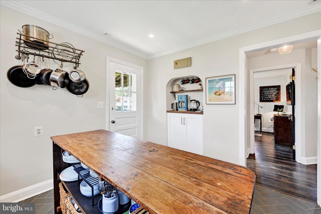 Image 19 of property listing at 221 THOMAS ST, Bel Air, MD 21014