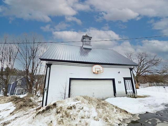 12 Church Street, Orleans, VT 05860