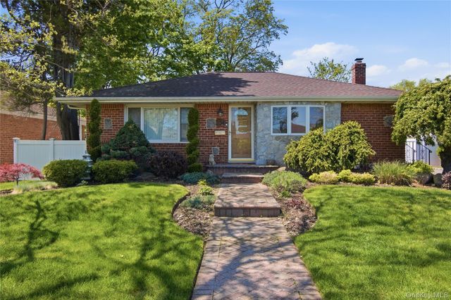 104 Emerson Avenue, Levittown, NY 11756