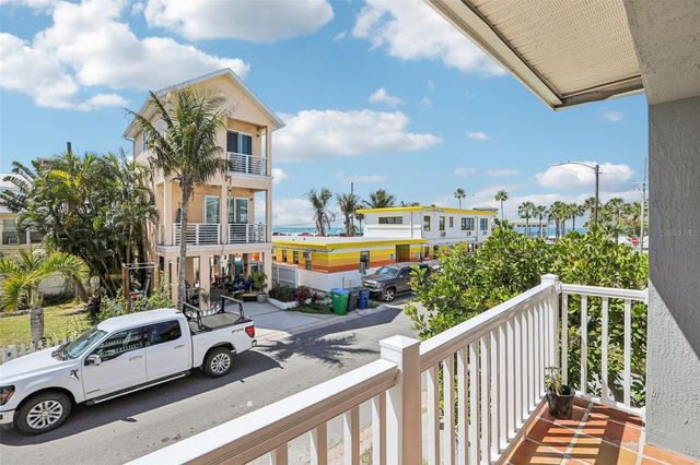 23 80TH AVENUE, Treasure Island, FL 33706