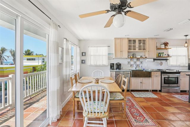 23 80TH AVENUE, Treasure Island, FL 33706