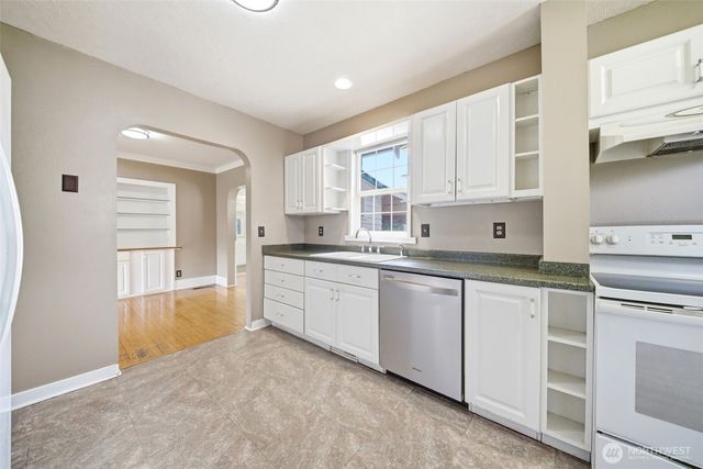 3083 Pine Street, Longview, WA 98632