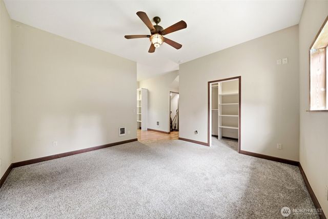3083 Pine Street, Longview, WA 98632