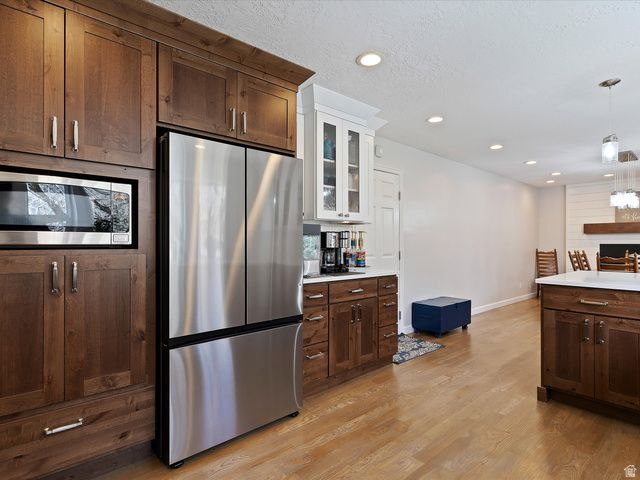 2220 N JONI DR, Layton, UT 84040