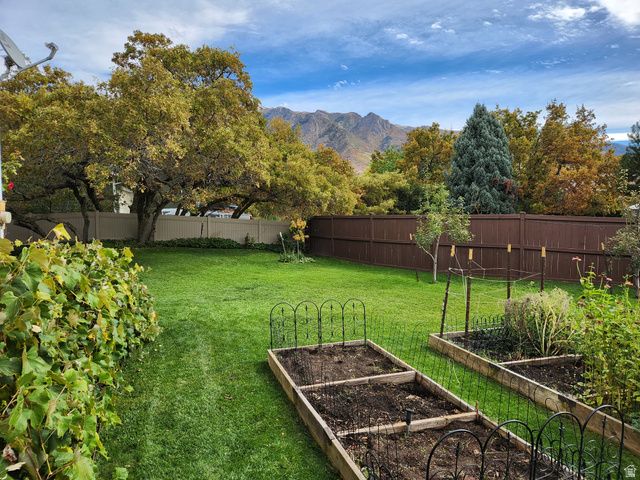 2220 N JONI DR, Layton, UT 84040