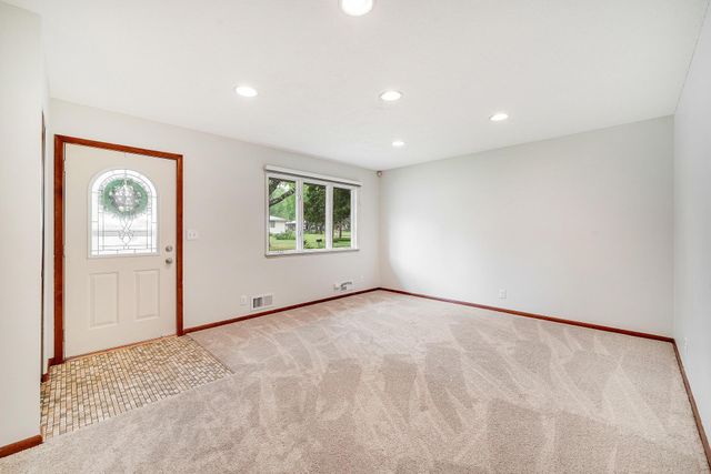 3431 Emerald Drive, White Bear Lake, MN 55110