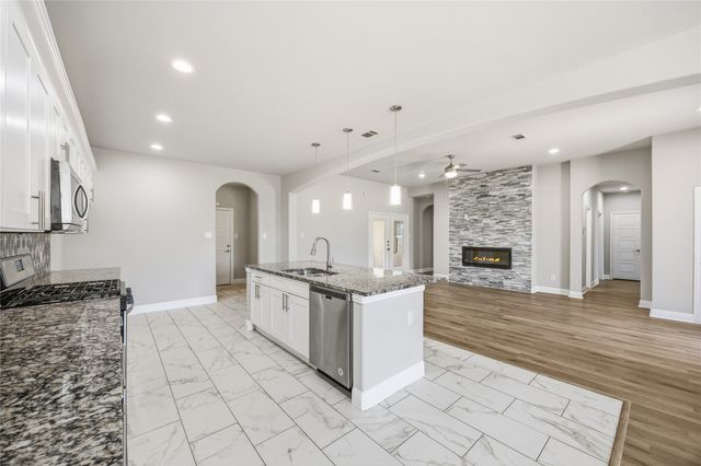8409 Willowbrook Drive, Rowlett, TX 75088