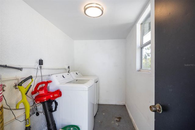 4427 W OKLAHOMA AVENUE, Tampa, FL 33616